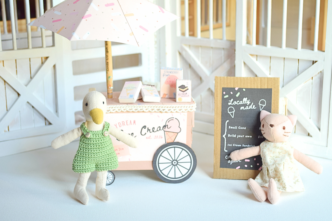 Easy Kids Craft: DIY Mini Ice Cream Cart