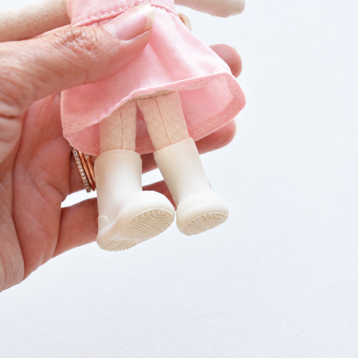 Bitsy Garden Boots-Cream